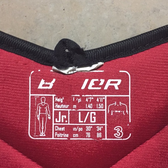 BAUER X80 VAPOR HOCKEY YOUTH SHOULDERPADS🏒🏒🏒 - Picture 2 of 5